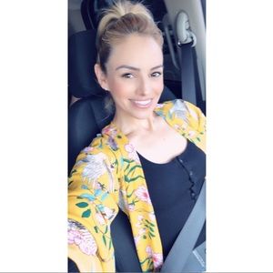 Meet your Posher, Gloria